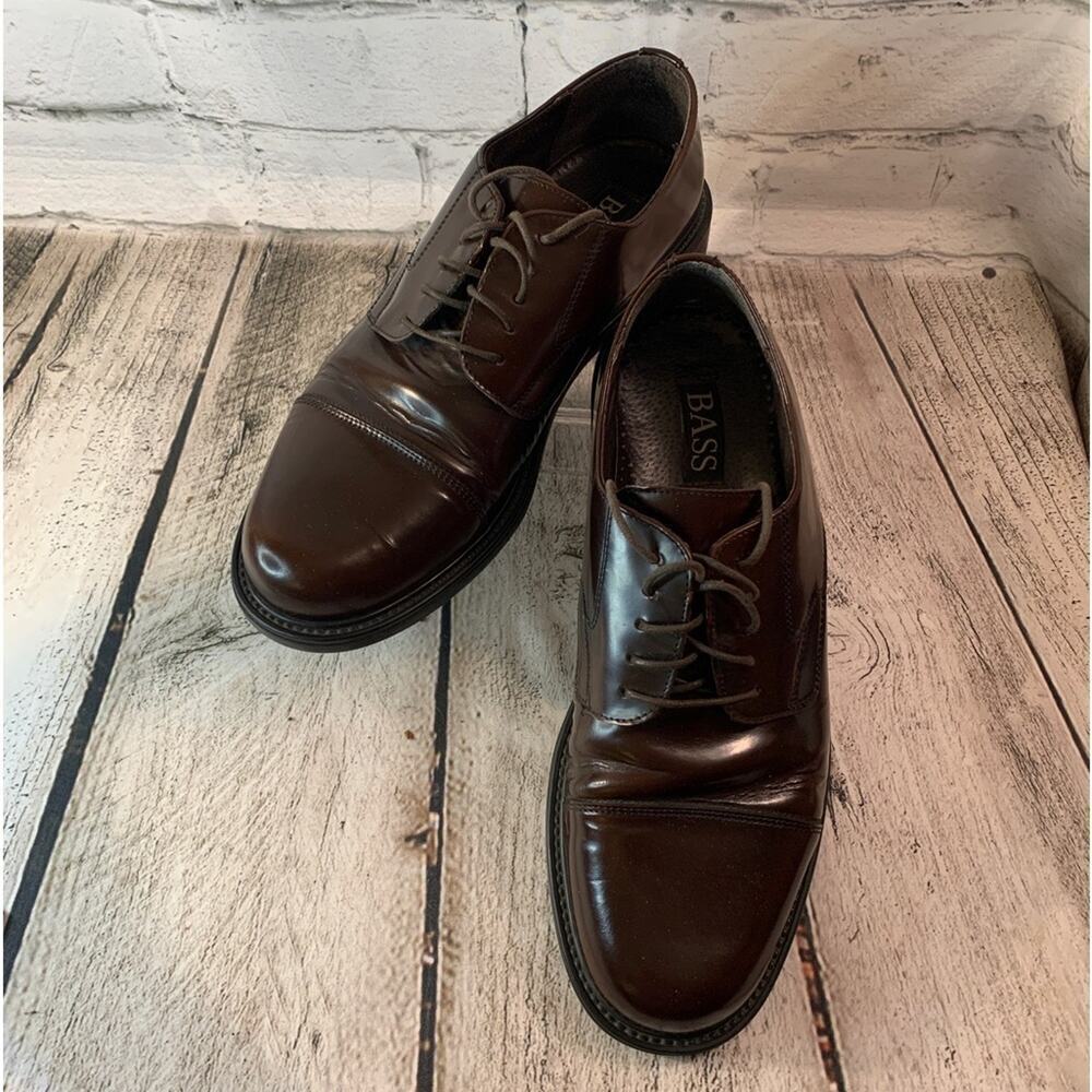 BASS Men’s Burgundy Lace Up Shoes / Size: 10.5M